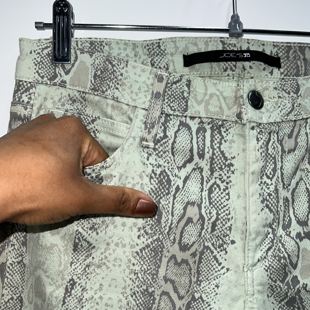 Joe's Jeans Snake Print Skinny Jeans - Gray - Picture 12 of 15